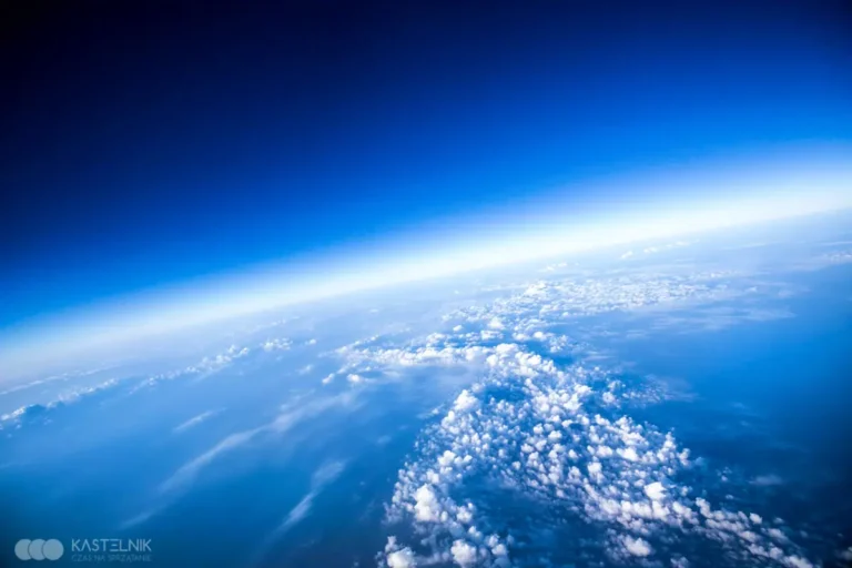Obszerna historia ozonu
